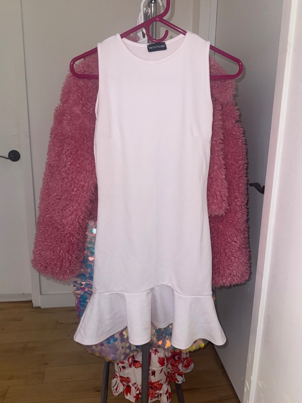 Sleeveless Ruffle Hem Bodycon Midi Dress